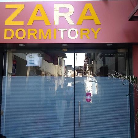 Zara Dormitory Mumbai Exterior photo